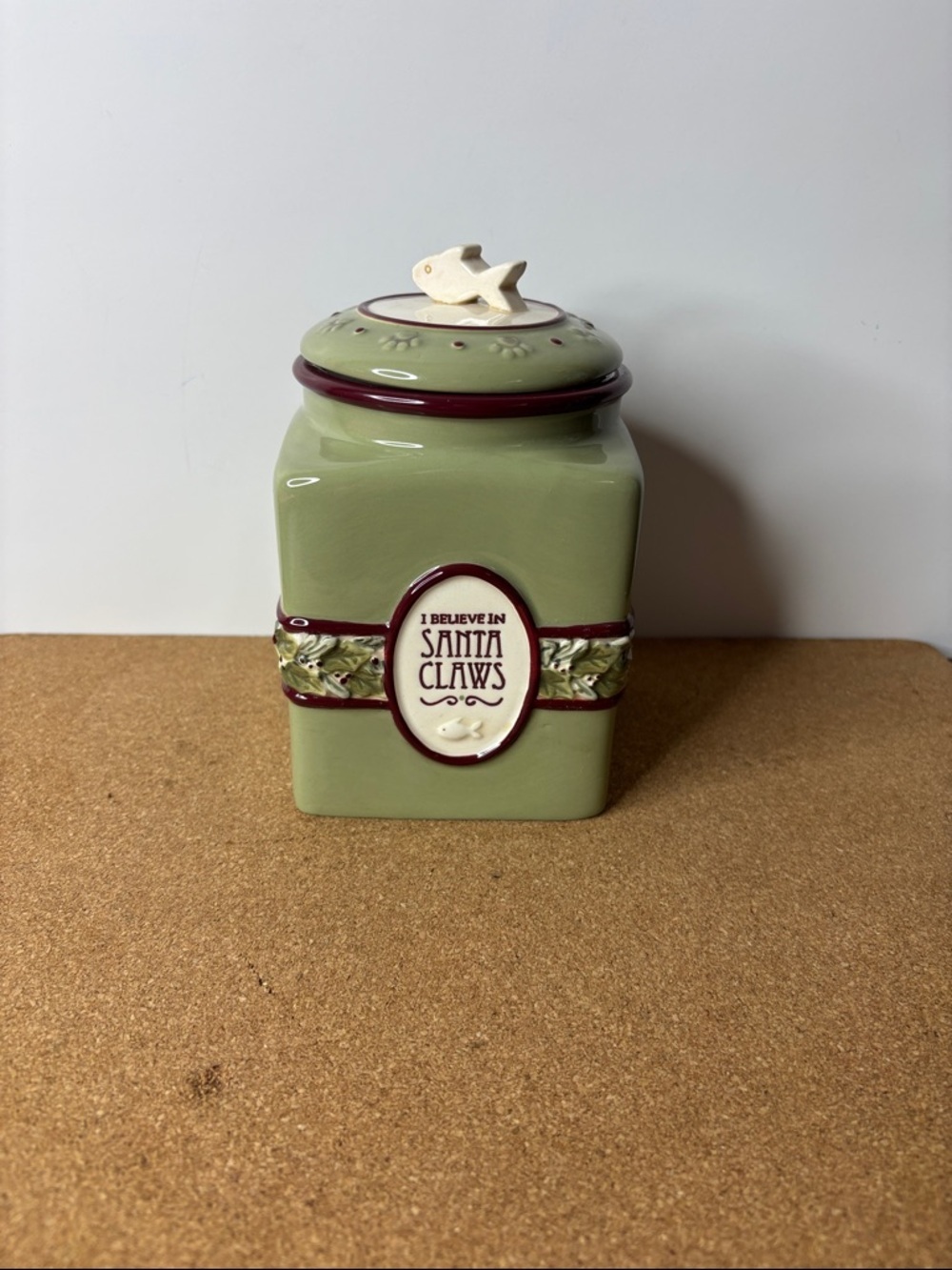 I Believe in Santa Claws Green Ceramic Cat Treats Cookie Jar 7x4”